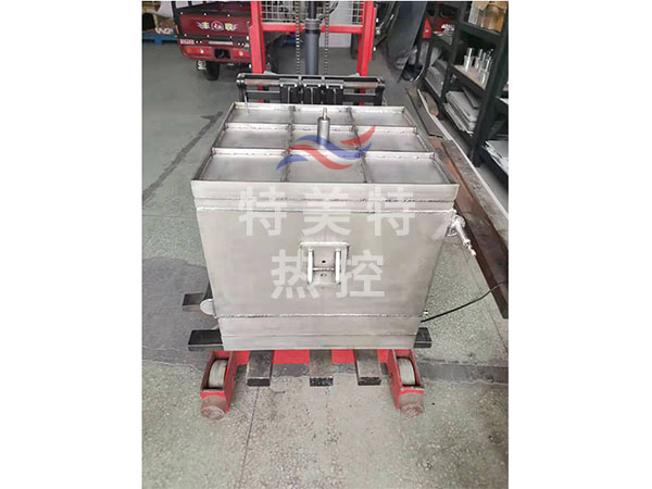 燃料電池用大型不銹鋼板翅式脫氫換熱器完成交付